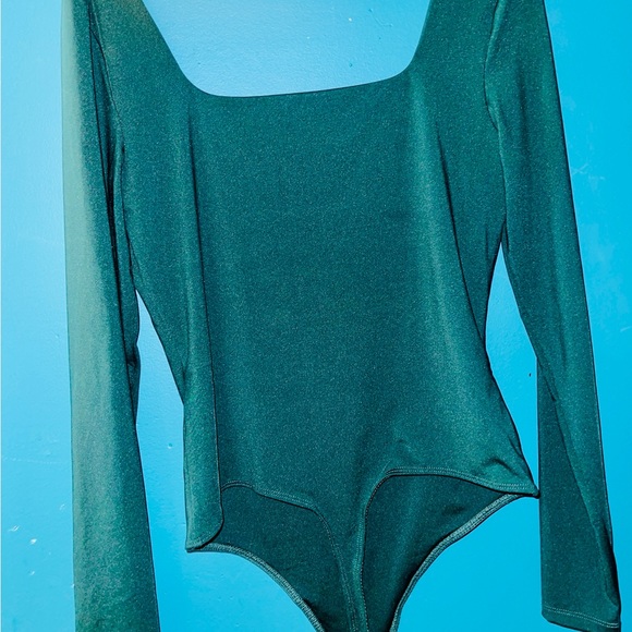 OndadeMar Green Fitted Long Sleeve Bodysuit - Picture 4 of 4